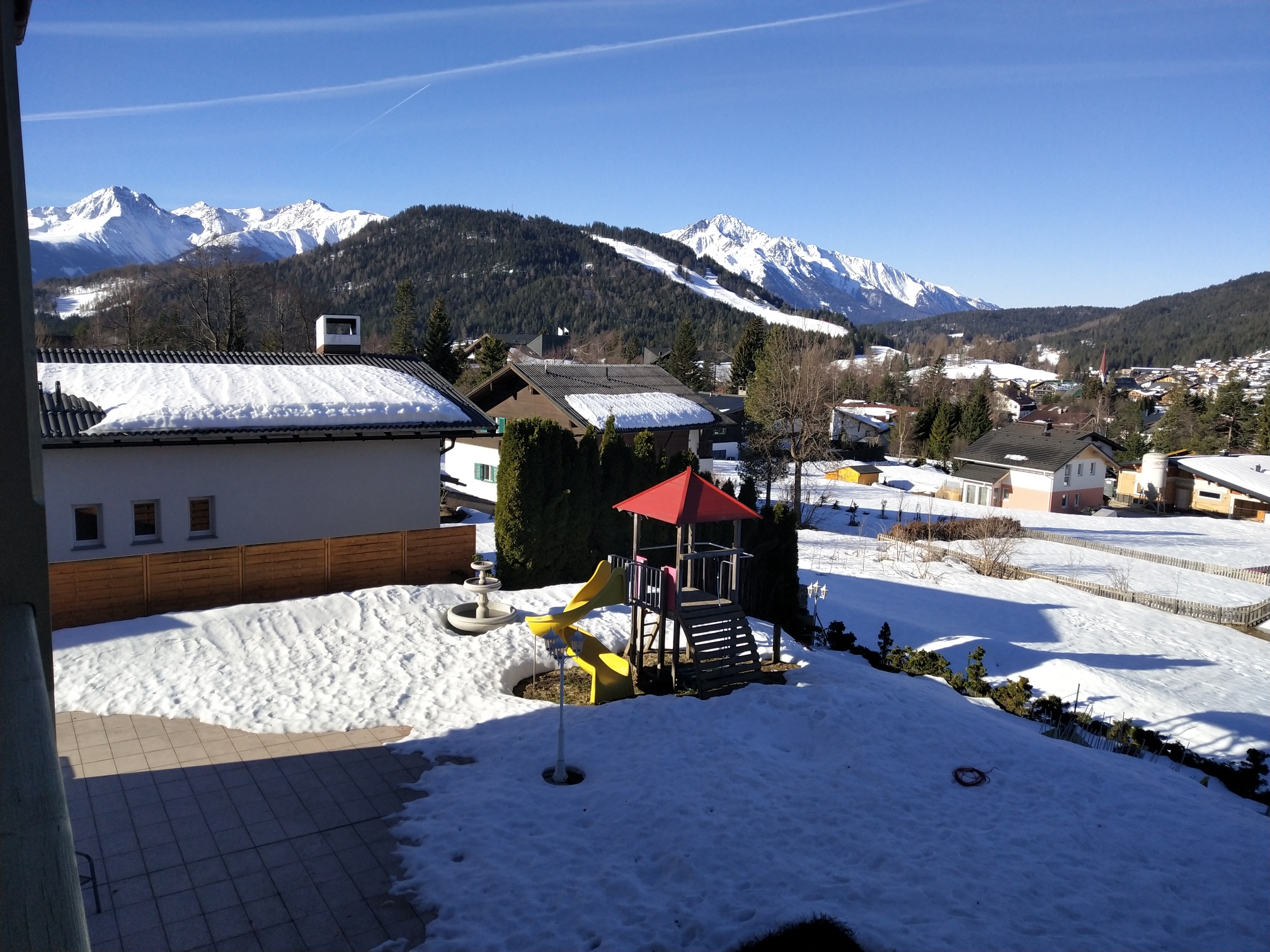 二〇一九年三月我在奥地利因斯布鲁克居住的阿尔卑斯山酒店_游记