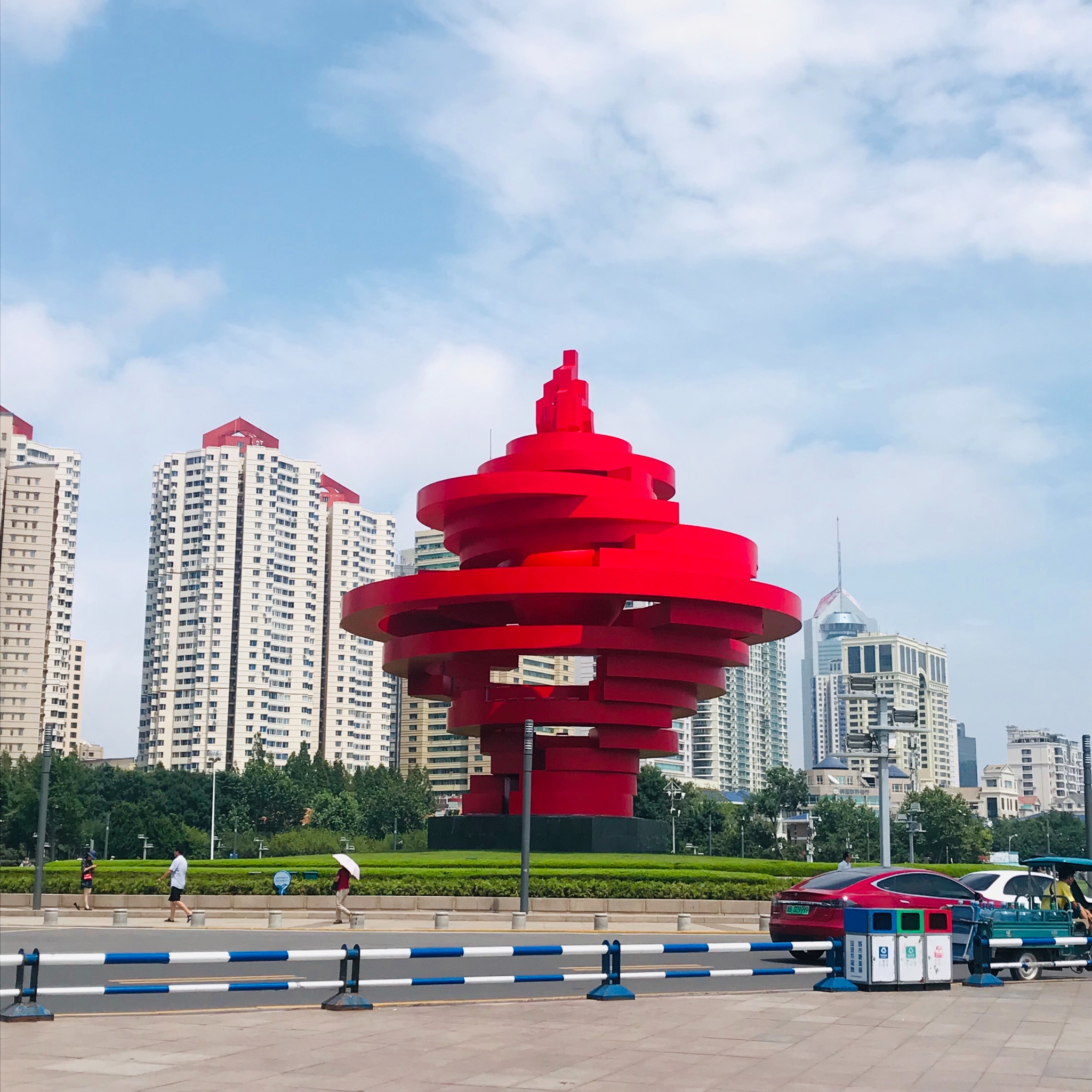 五月的风 八月的雨 遇上了台风的我和你——记一次台风中的青岛行