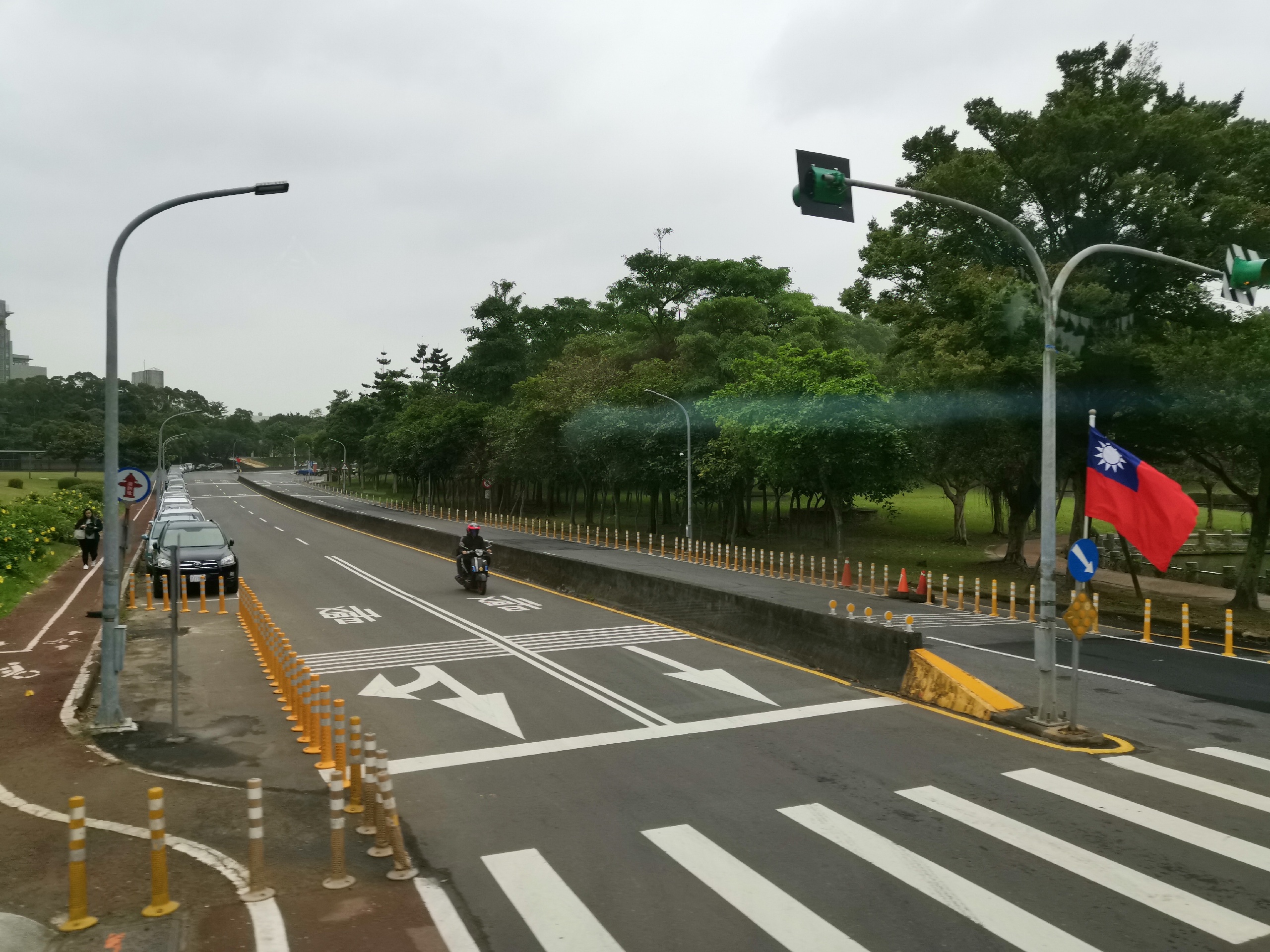 台北娱乐-河滨自行车道