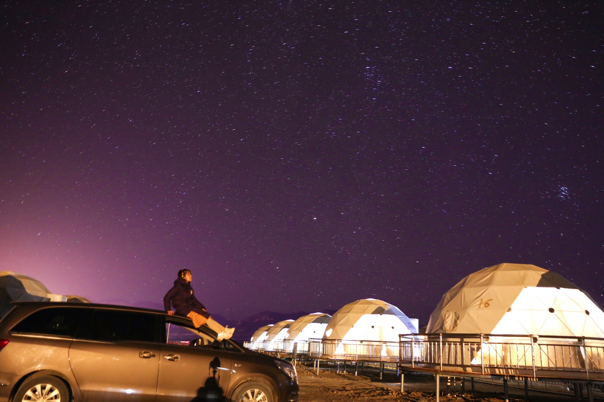 海西大柴旦n37°星空营地     