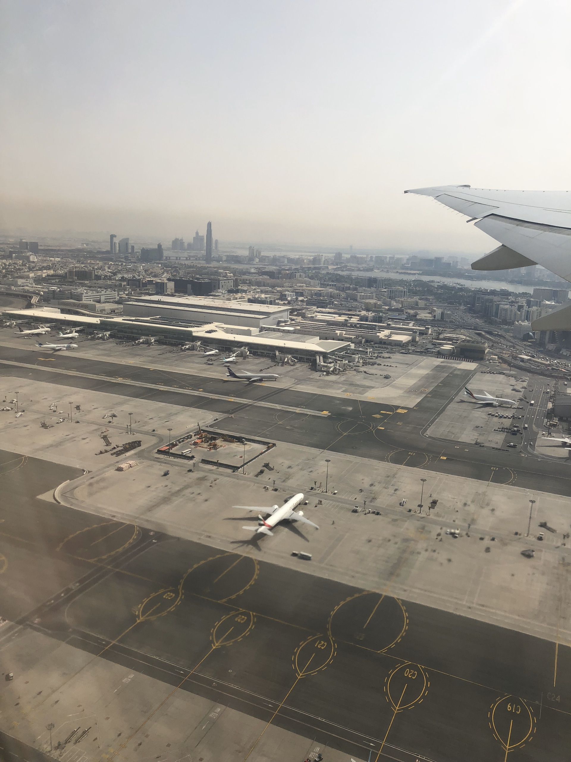 迪拜美食-West Side Lounge