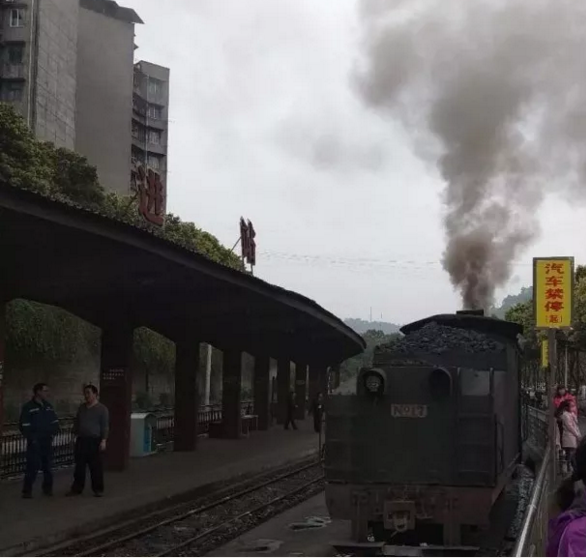 潜派旅行