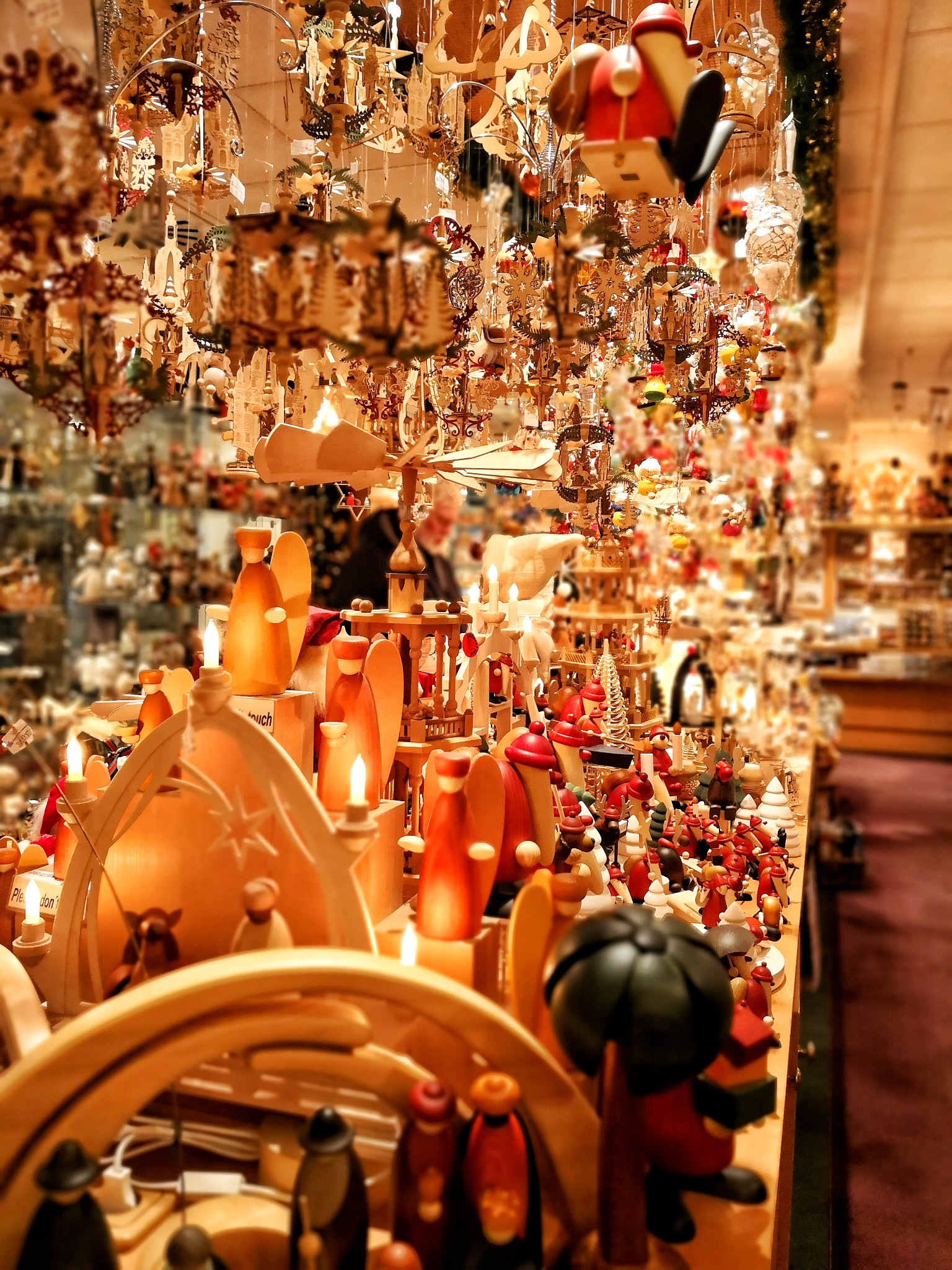 降临前的美好时光——世界最古老的圣诞市场_游记