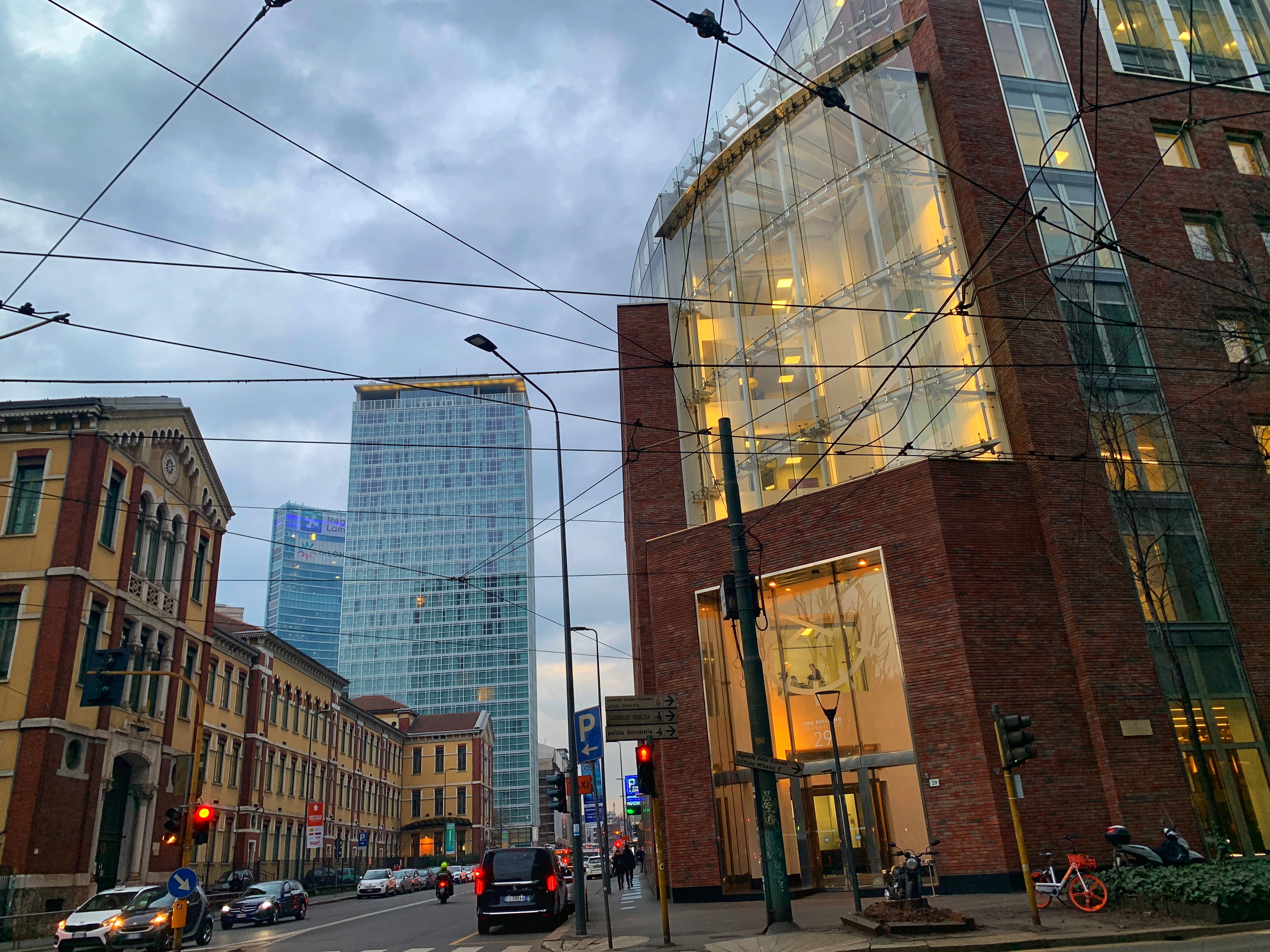 米兰美食-Panzera Milano - Piazza Luigi Di Savoia