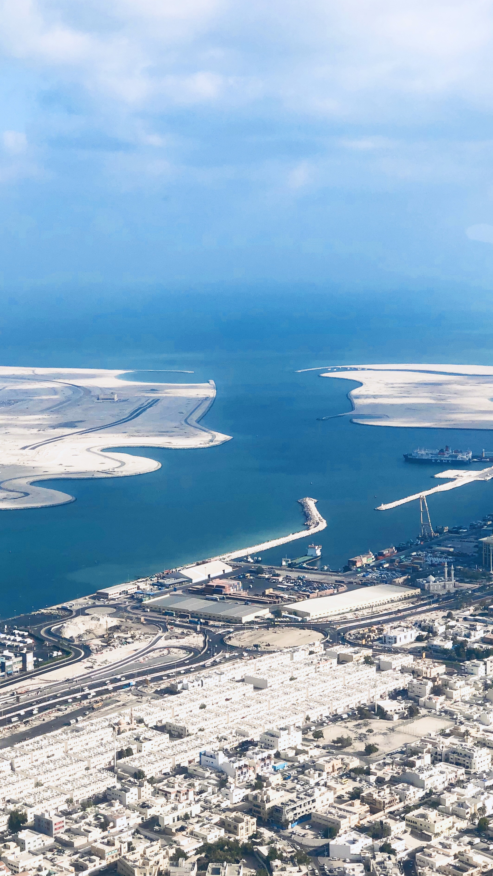 迪拜美食-The Daily DXB