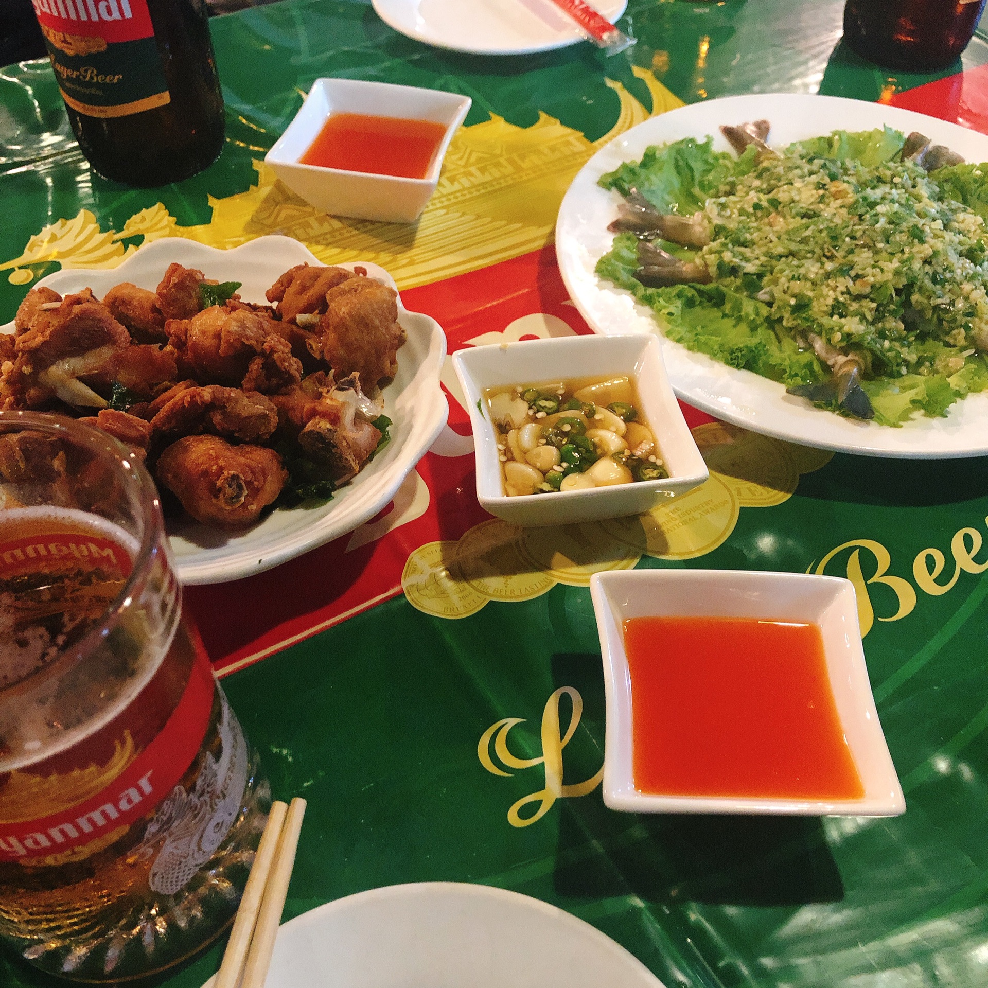 仰光美食-‌တောင်ထိပ်ပန်းပွင့်