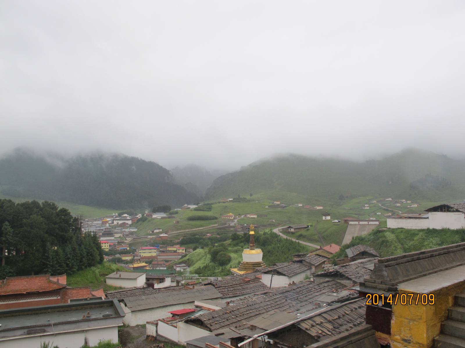 郎木寺的雨_游记