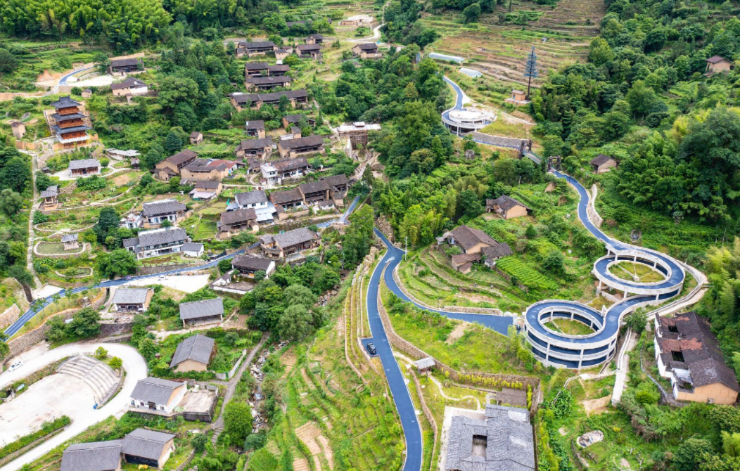 丽水景宁畲乡之窗包车一日游独立包车歌舞大均东弄畲寨凤凰古镇景宁