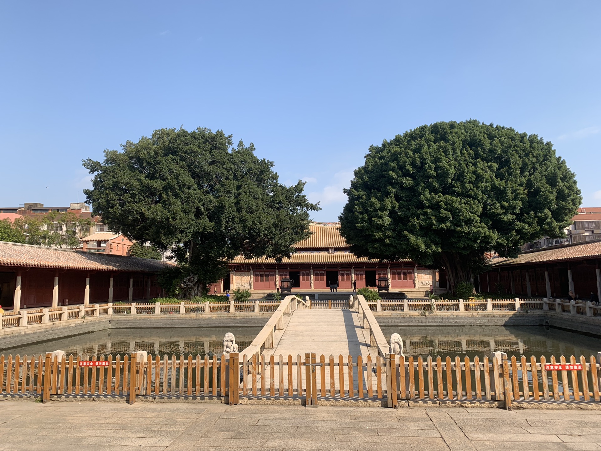 悲欣交集的泉州之旅_游记