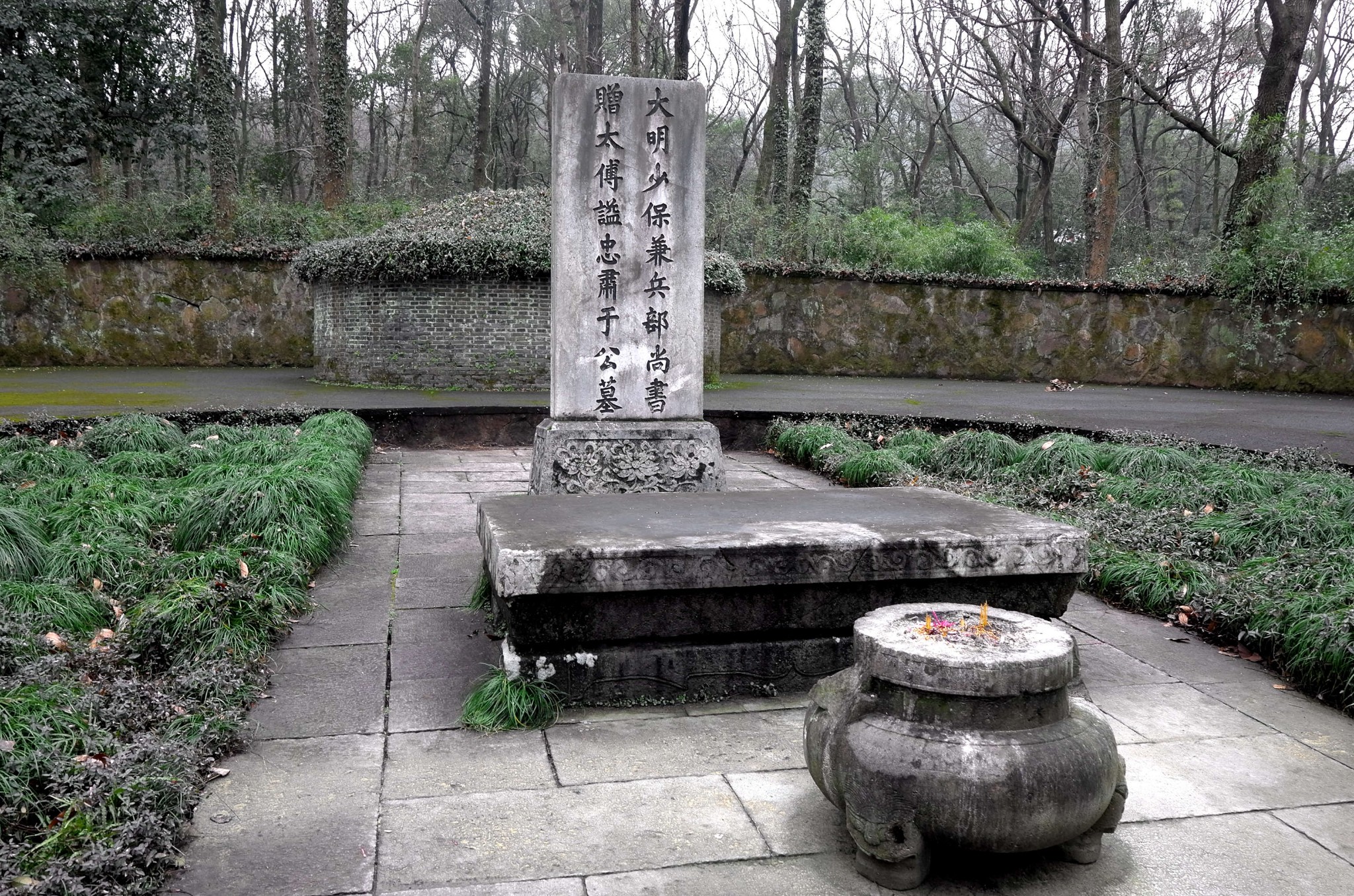 我来凭吊,青山有幸埋忠骨—京杭于谦祠墓