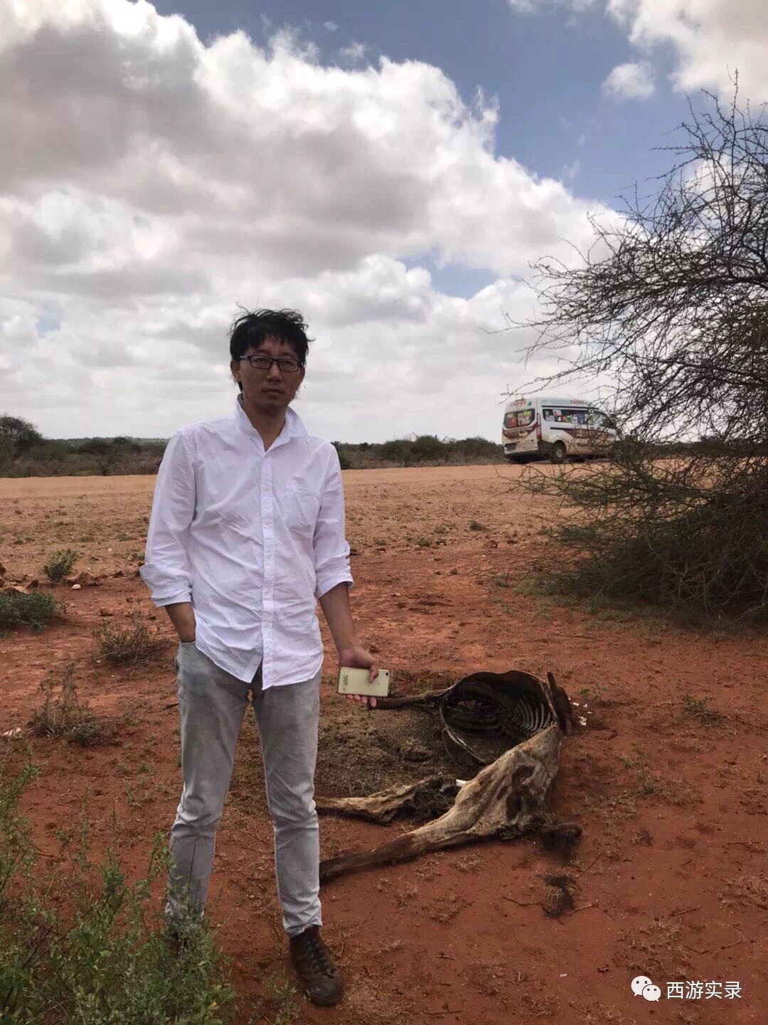 一部电影，他主演了6年，最牛沪Ｃ流浪地球，樊玉虎一个人开车去非洲、美洲，自驾环球穿越五大洲_游记