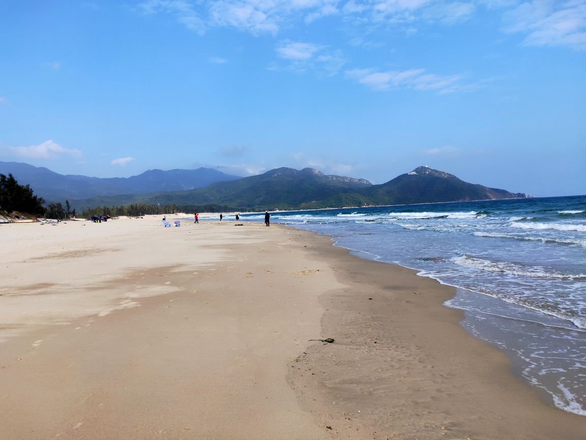 中国最美八大海滩之一,深圳西涌海滩.