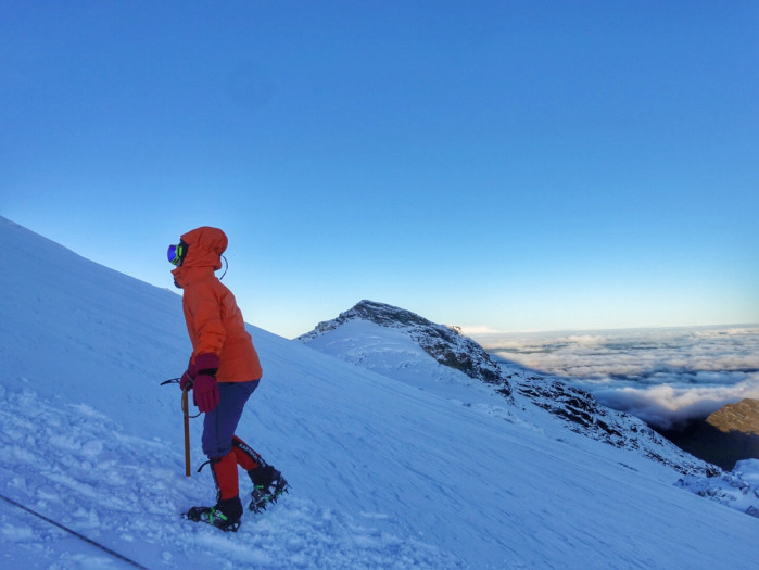 哈巴雪山什么时候去最好,自己一个人可以去吗