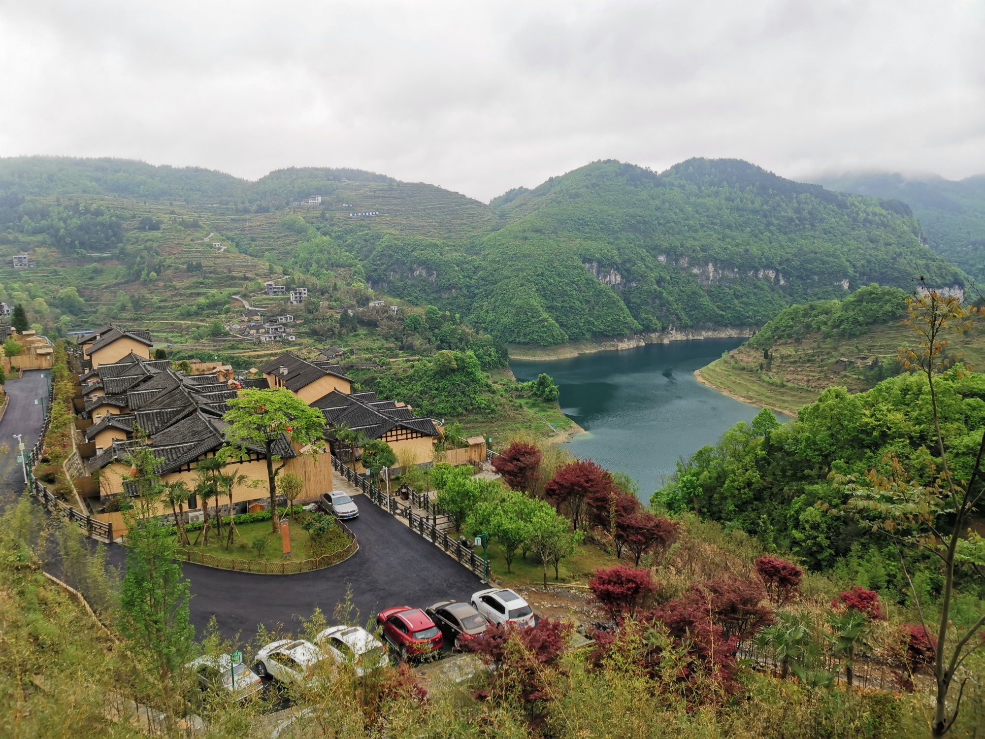 凤凰-竹山乡居周末游_游记