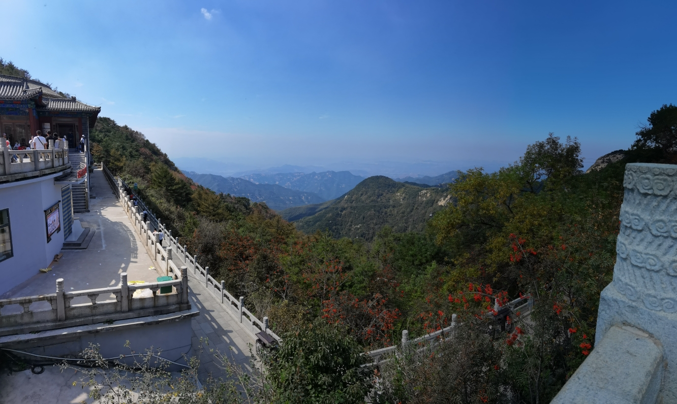登高必自,我从红门徒步登上了泰山