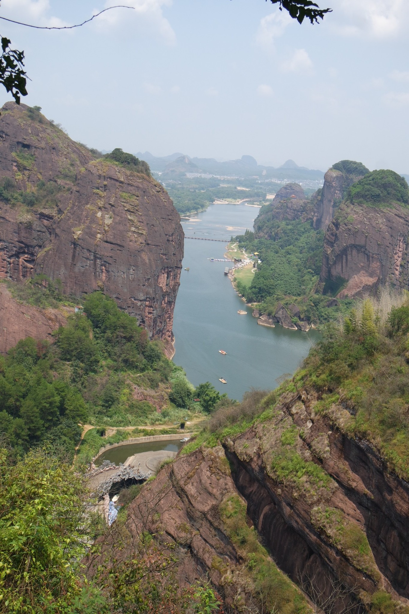 高空栈道桃花洲升棺表演无蚊村仙女岩飞云阁和仙人城龙虎山游记江西