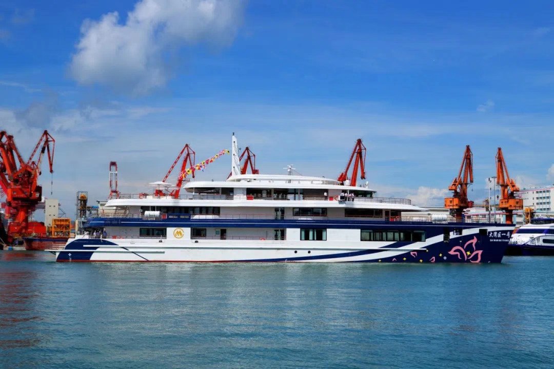 海上看深圳深圳湾航线港珠澳大桥航线大湾区一号深圳蛇口码头起止穿越