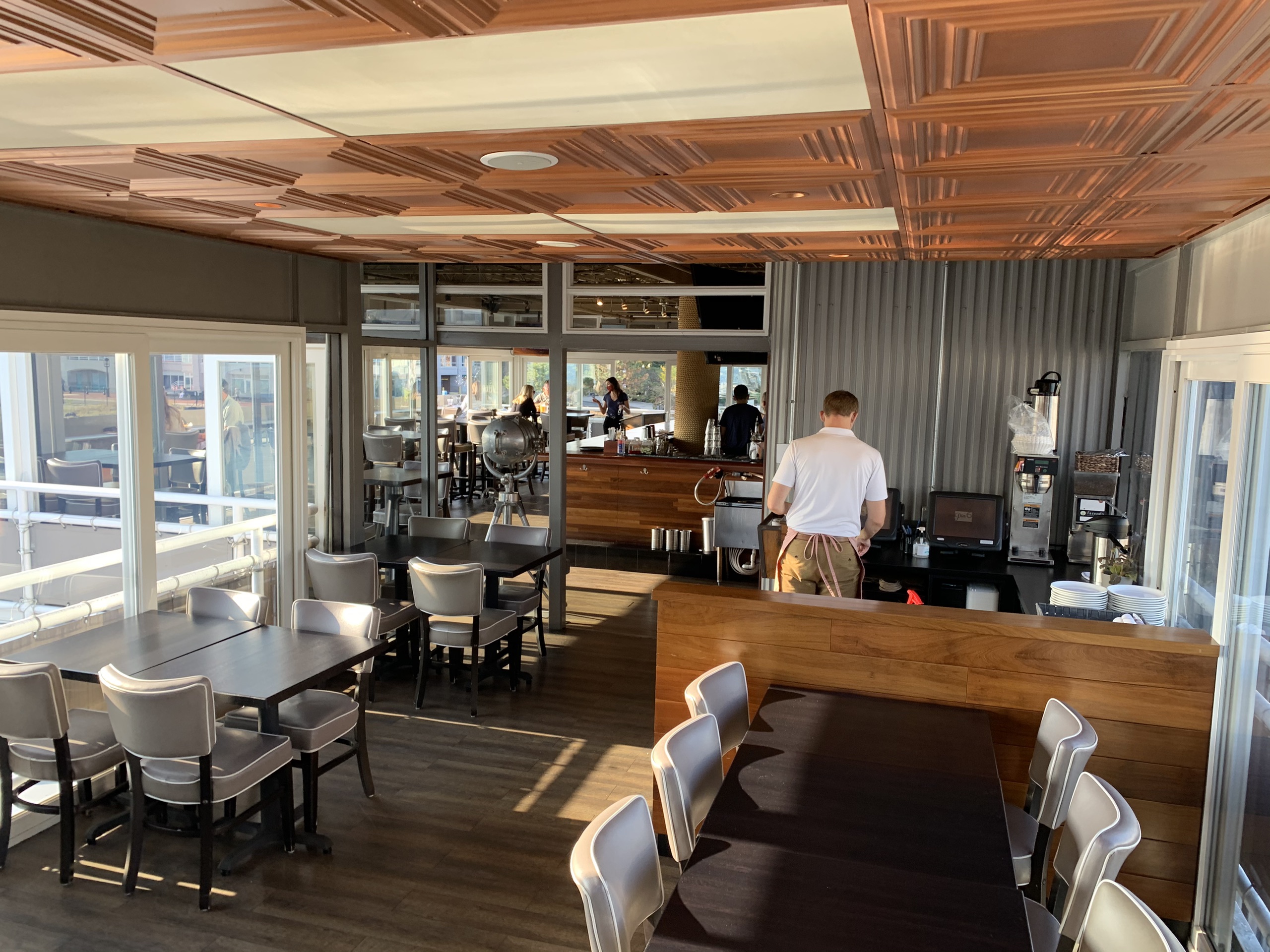 波士顿美食-Pier 6 Boston Waterfront