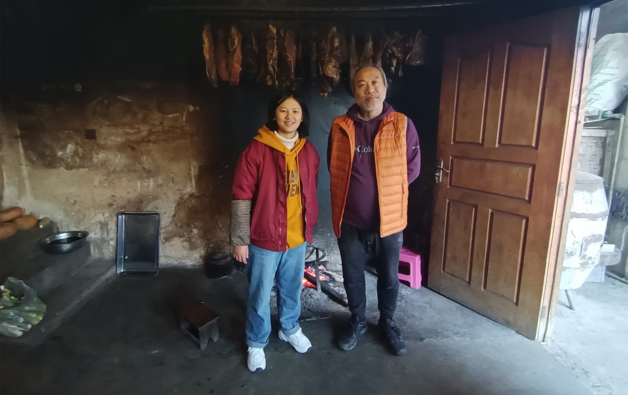 晏过无铭｜背包客（18）花上游蜂罢采蜜☆民宿_游记