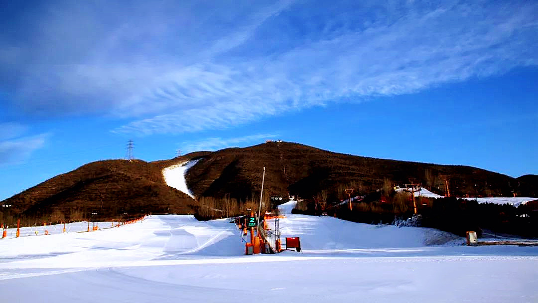 昌平娱乐-军都山滑雪场