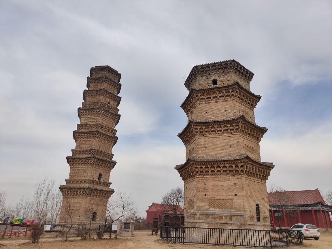 倾斜悬疑千年～寿圣寺双塔