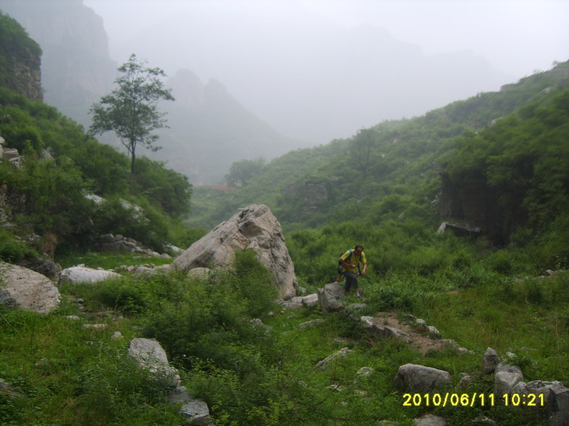 北京房山游…… 《霞云岭.三流水.黑牛峰.南梯.圣水峪