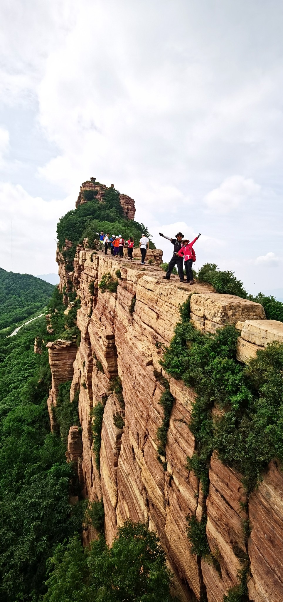 非著名阴阳山嶂石岩快乐户外徒步三日游,赞皇旅游攻略