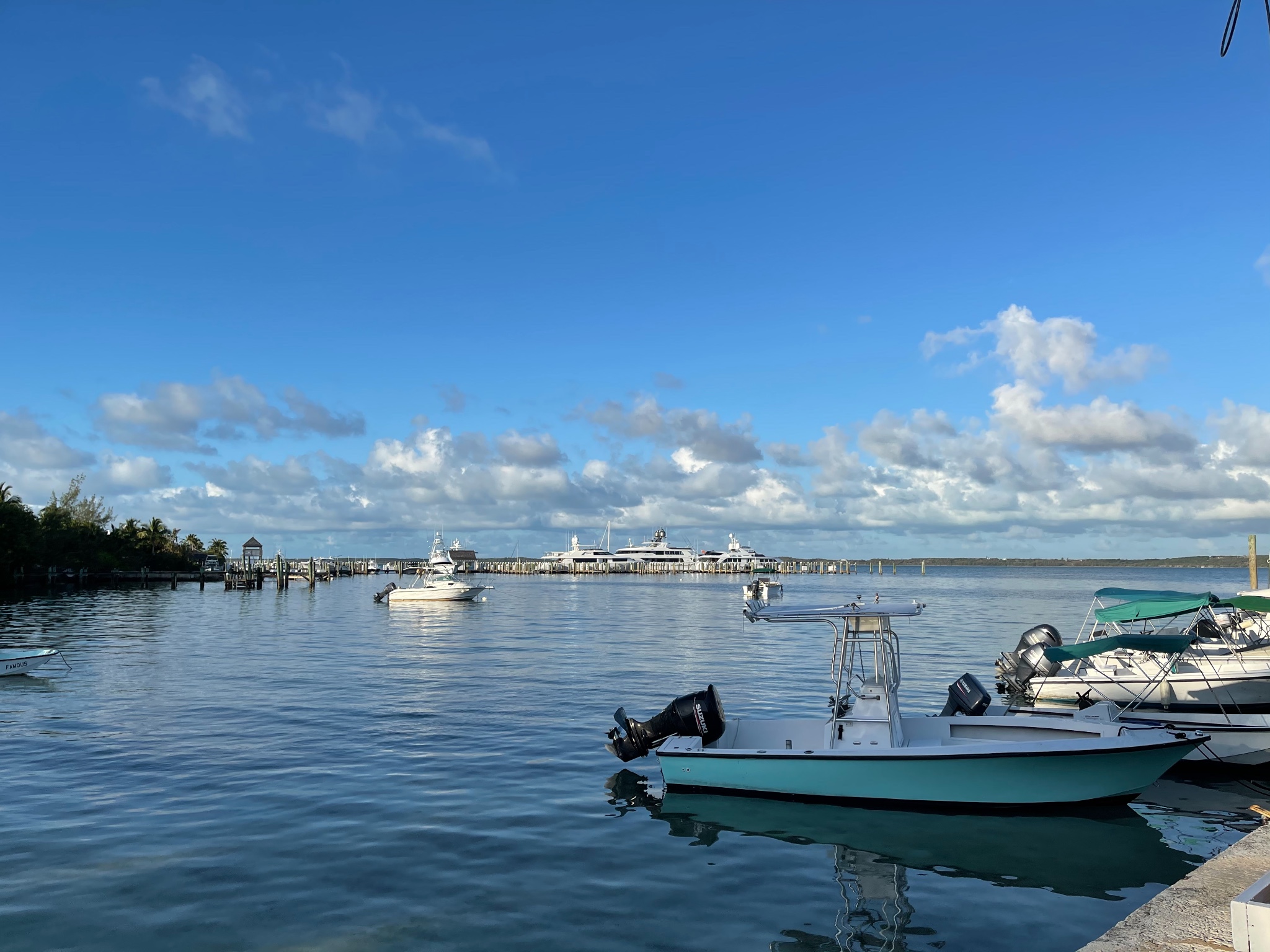 巴哈马，蓝天，大海，蓝白色的世界_游记