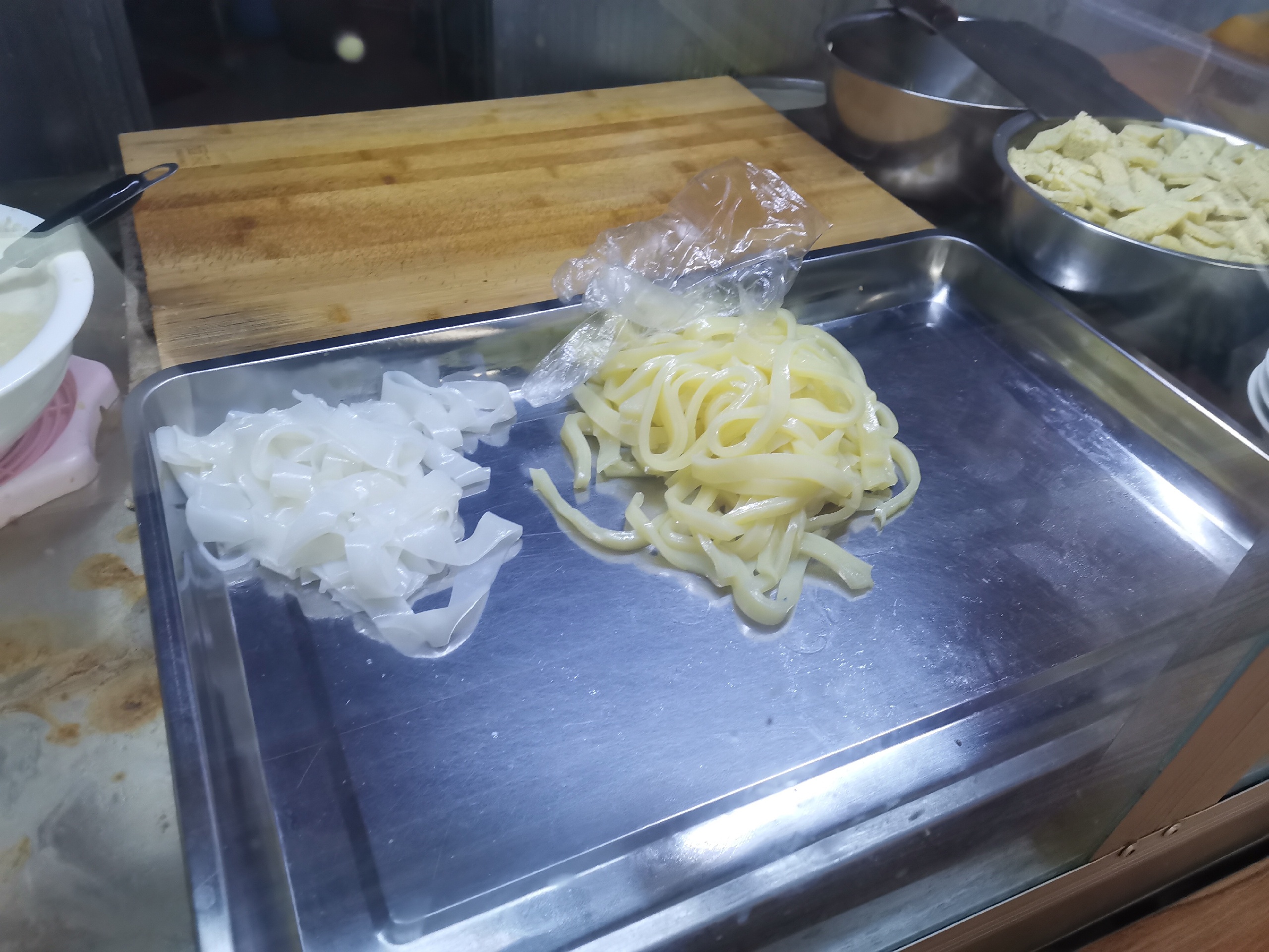 瓜州美食-武威凉皮