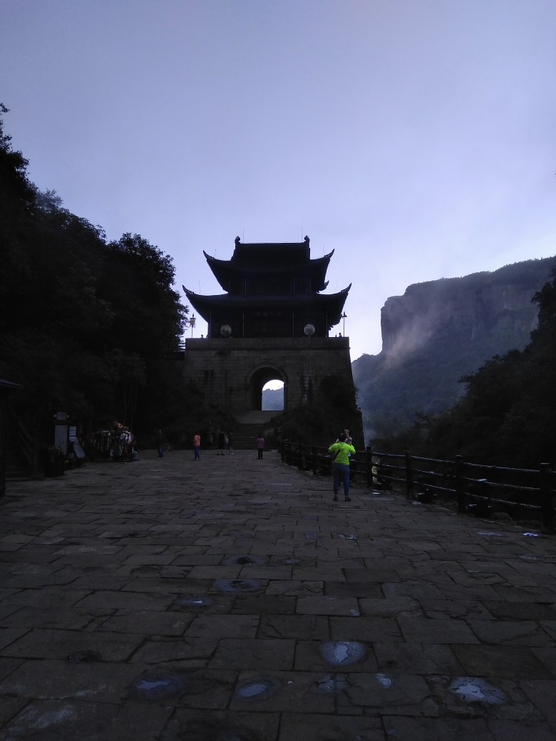 《剑门关列车之旅》（三）_游记