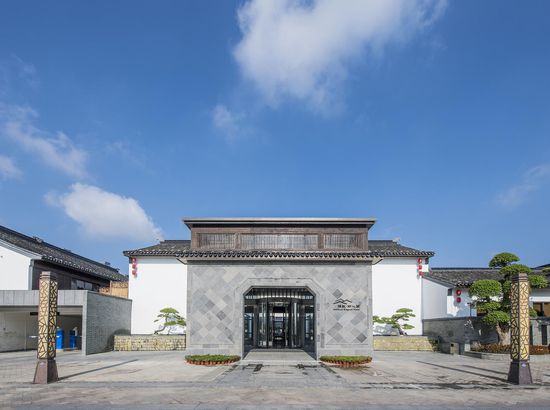 苏州雅致·湖沁阁酒店1-2晚套餐(含雅致·玲珑阁/雅致