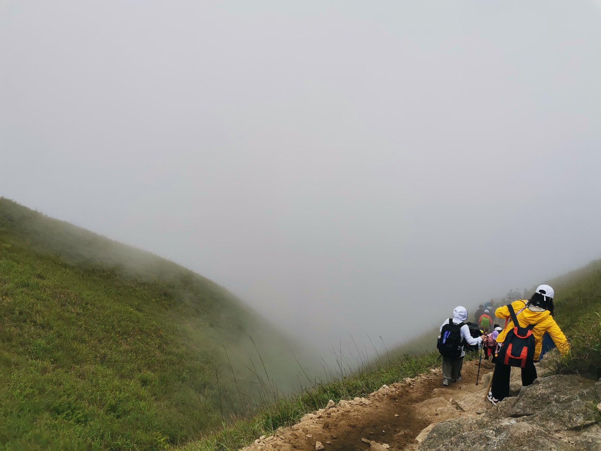 假驴友穿武功山龙山村