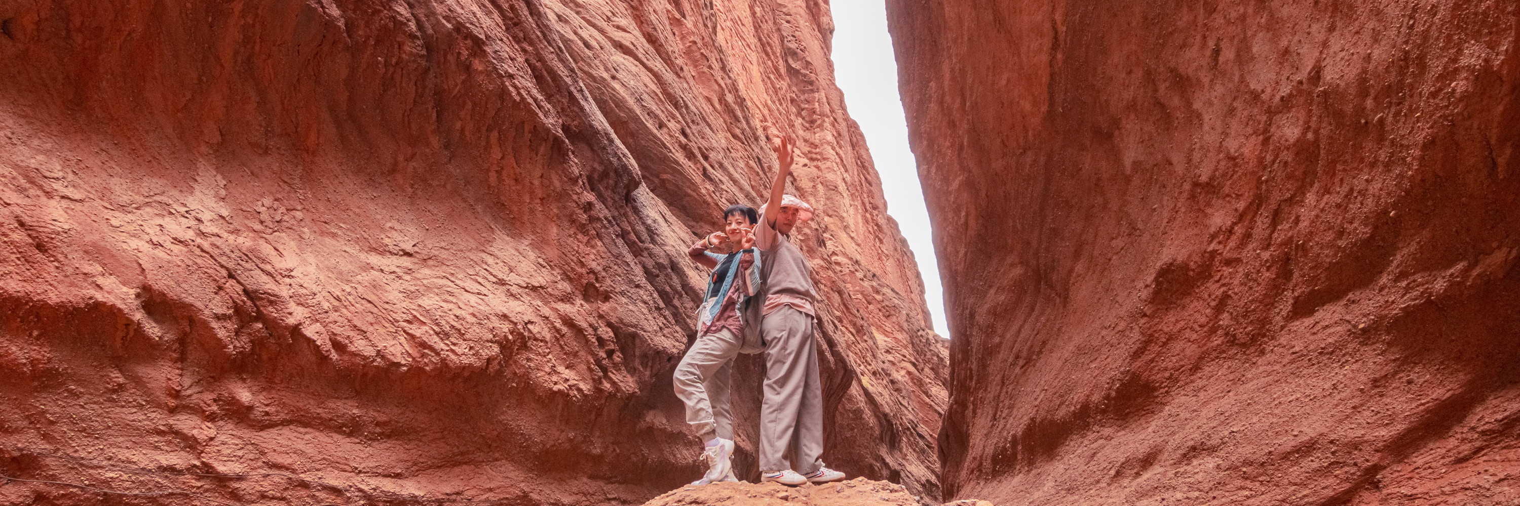 7月 新疆独库公路南北疆热旅 巴音布鲁克 克孜尔石窟 库车大峡谷 和田夜市（第二篇）_游记