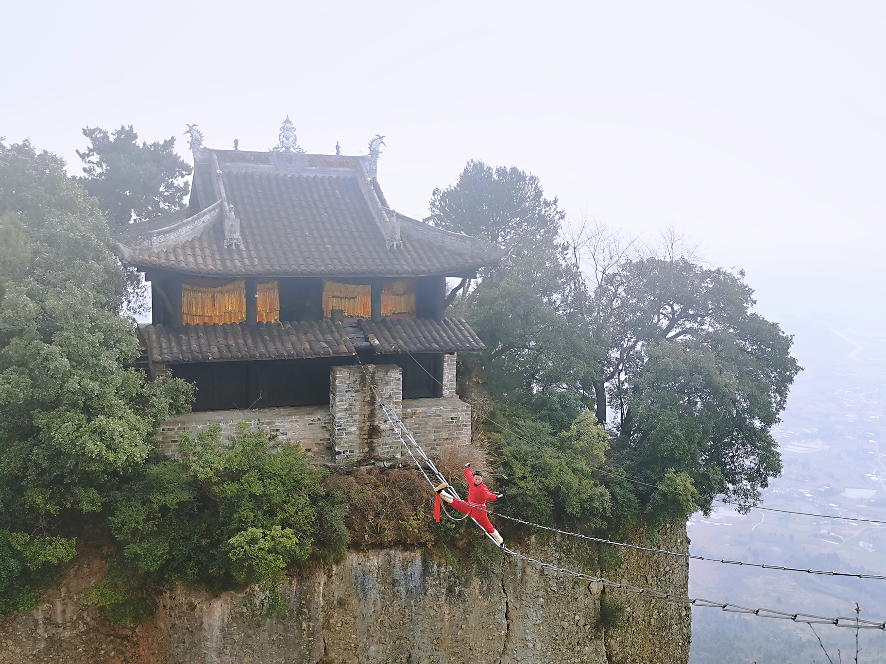 游窦圌山，看铁索飞渡_游记