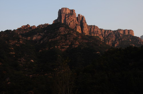 愚公移山现代版——河南郭亮村