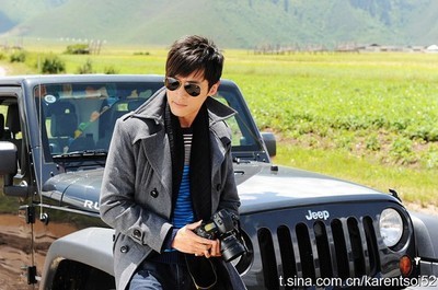 转角仰望谁的幸福