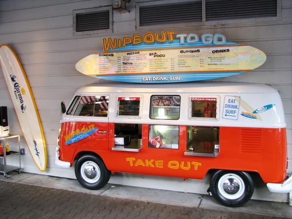 旧金山美食-Wipeout Bar and Grill