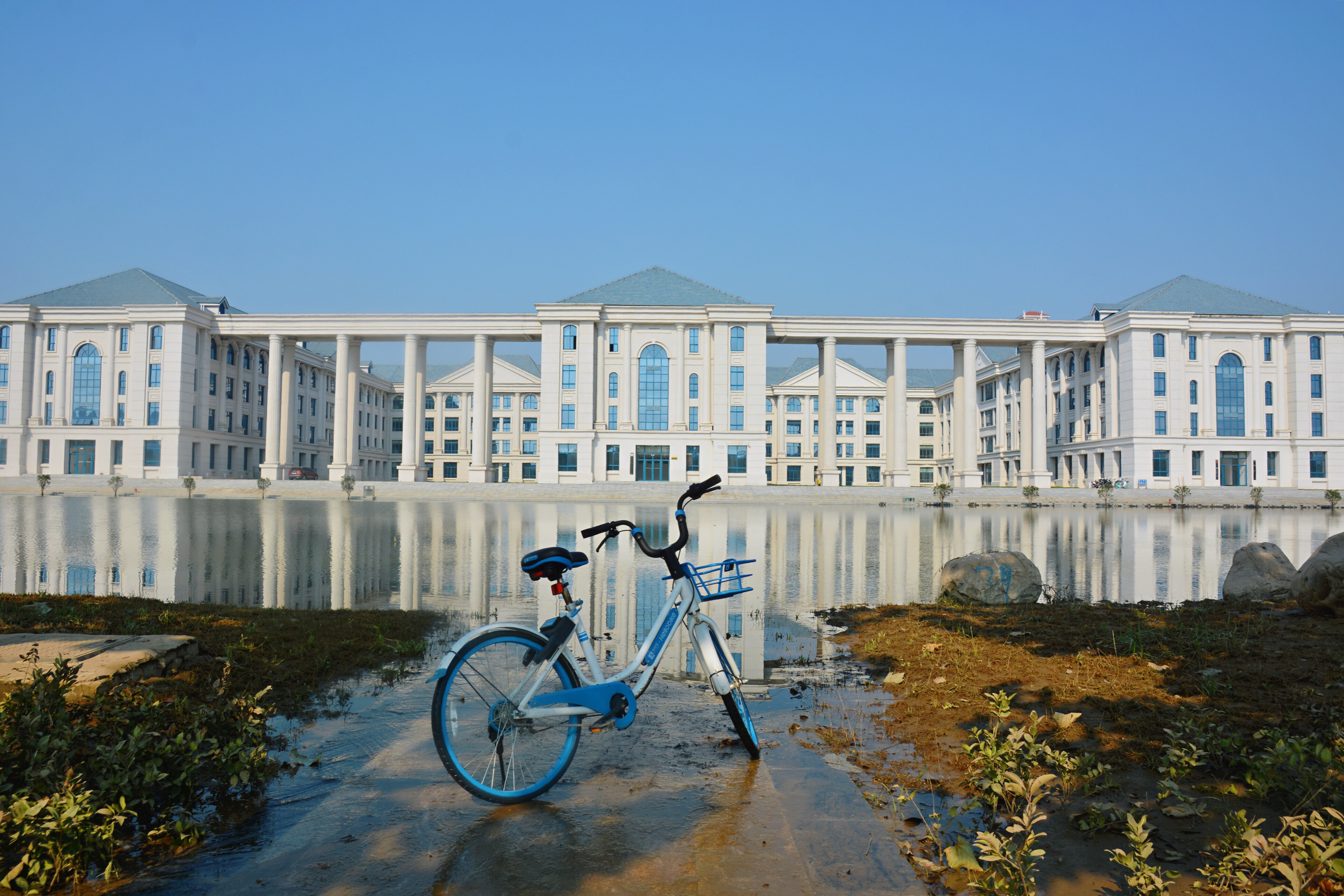 【商丘景点图片】商丘师范学院