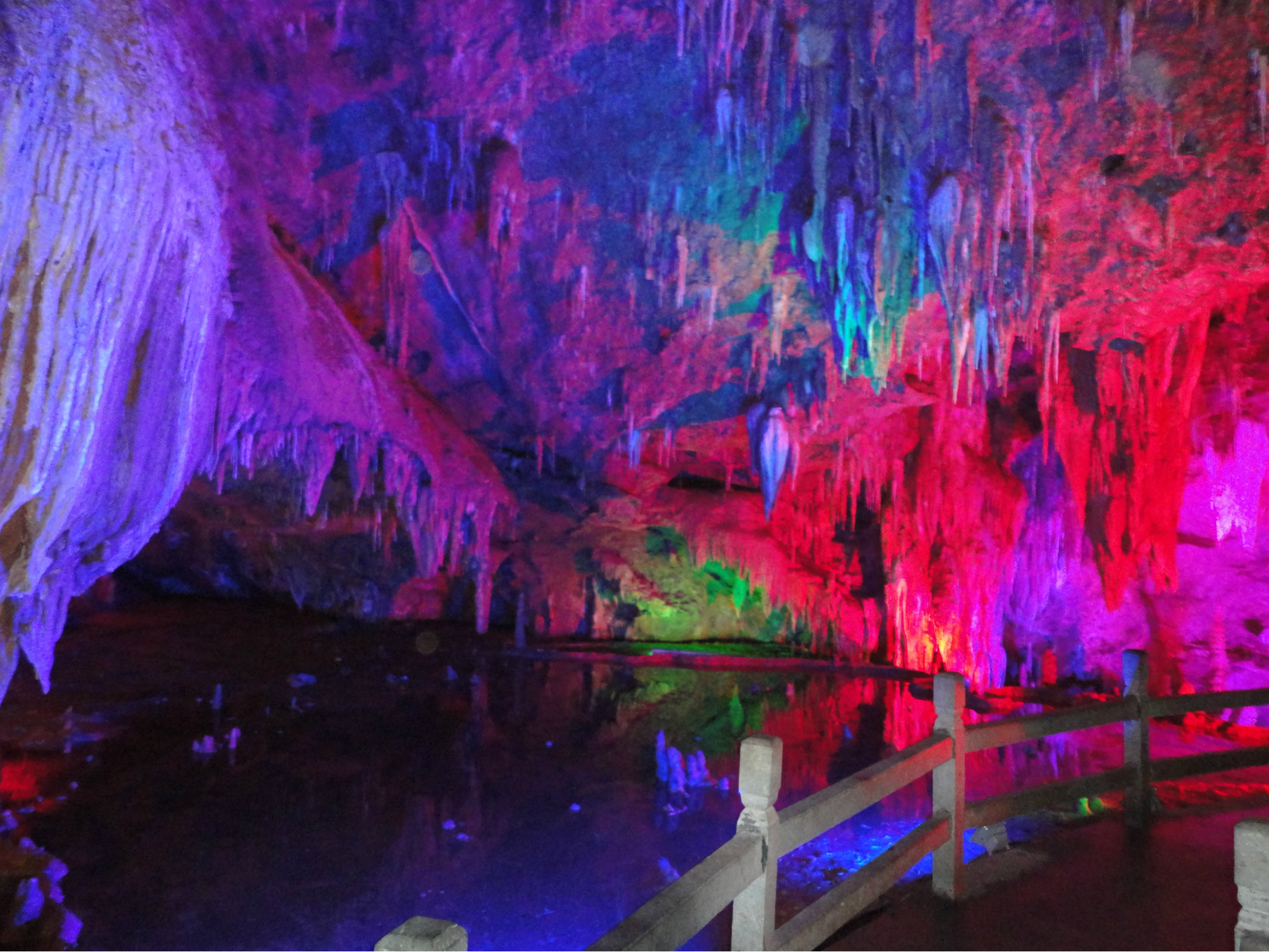 香格里拉到新化旅游