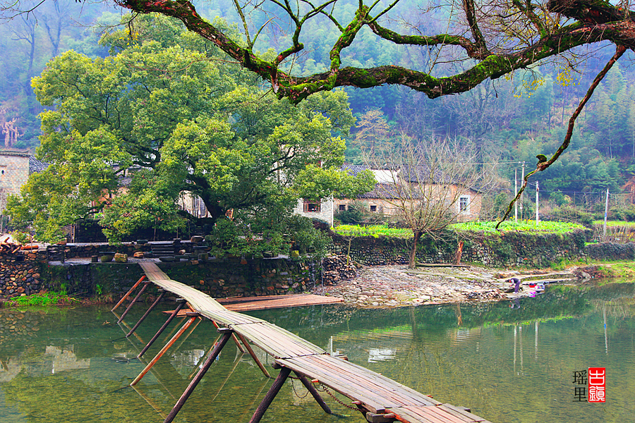 景点:明祖陵,八仙台风景区,甘泉山 张目为盱,直视为眙.