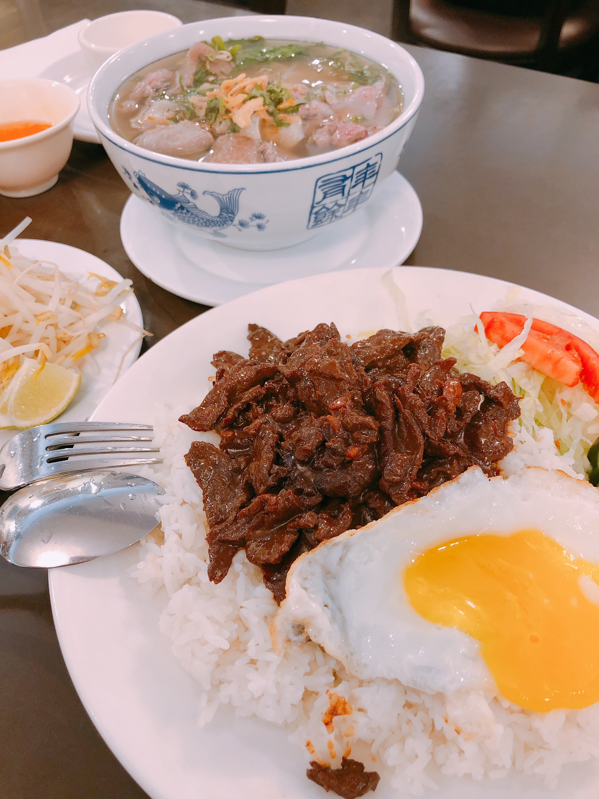 温哥华美食-Phnom Penh Restaurant