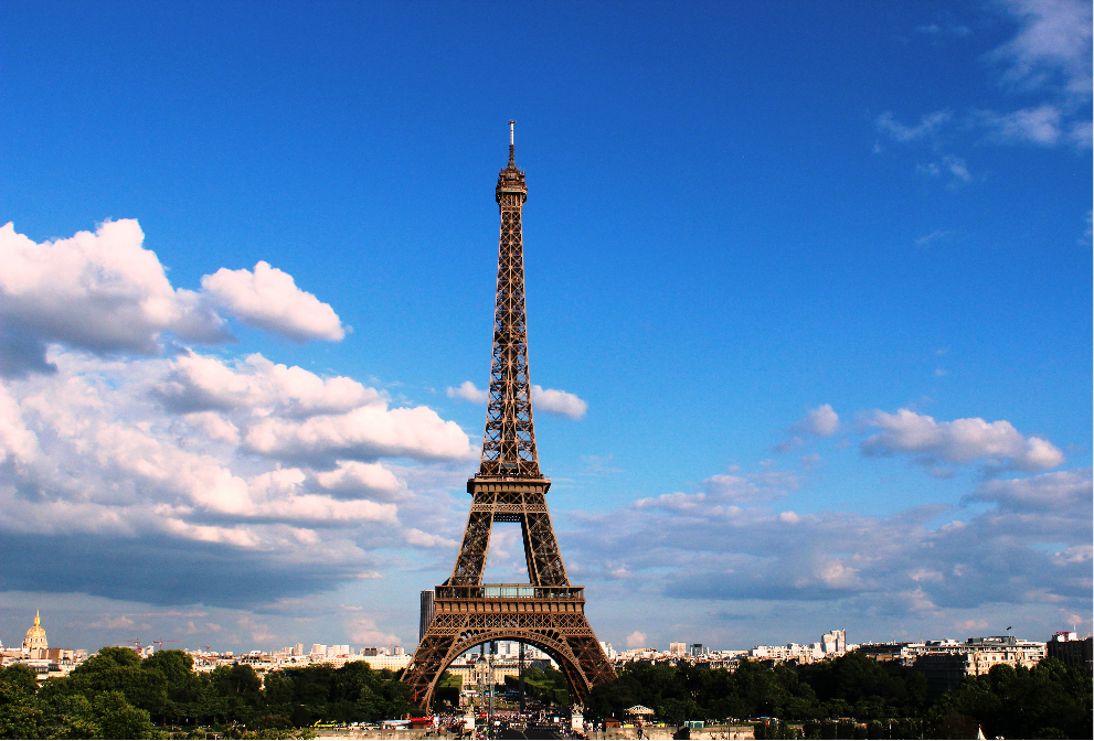巴黎有哪些必游景点，巴黎热门打卡圣地盘点，去巴黎怎么玩 