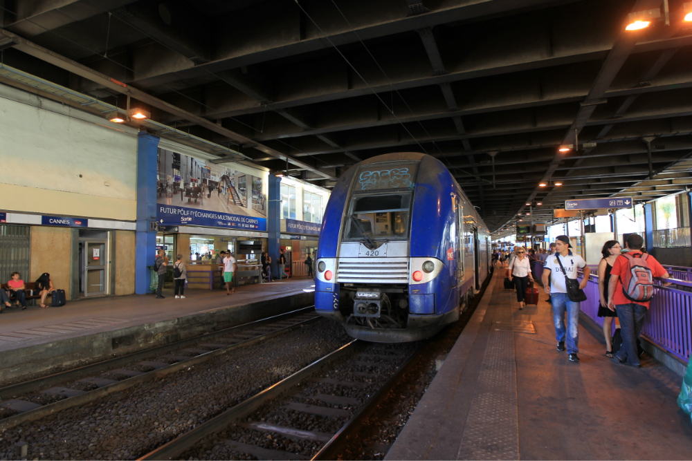 106天穿越欧洲21个国家，110个城镇，4座山峰----第73城-法国嘎纳_游记