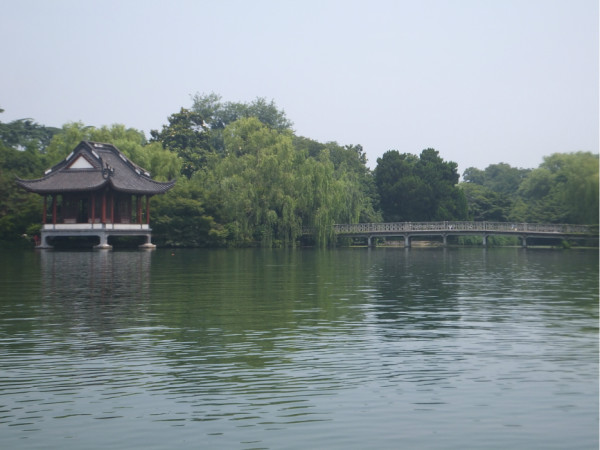 西湖游玩攻略怎么,西湖游玩攻略一日游日程安排表