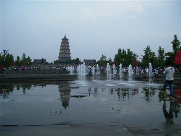 西安旅游地攻略 wKgB21B476GsFbo8AALh7uuO73U90.jpeg?imageView2%2F2%2Fw%2F600%2Fq%2F90%7CimageMogr2%2Fstrip%2Fquality%2F90