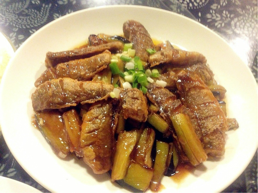 青岛美食-毛毛菜馆