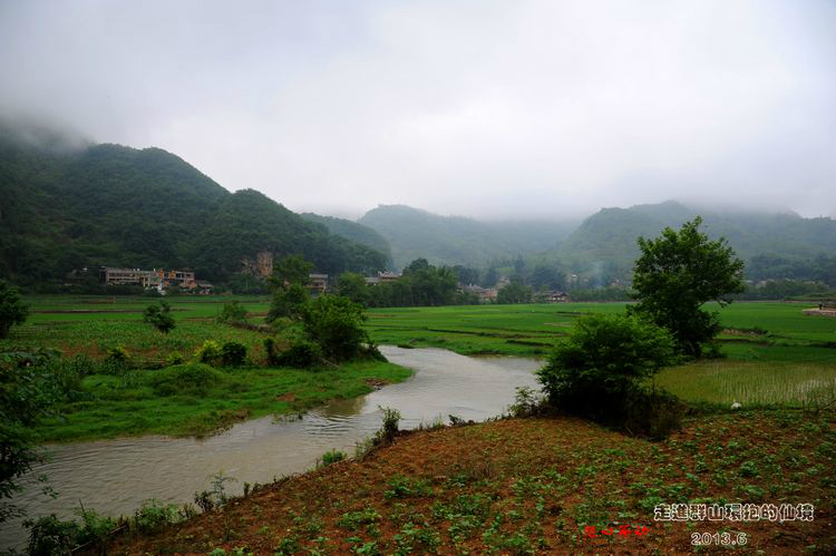 群山环抱的仙境—坝美