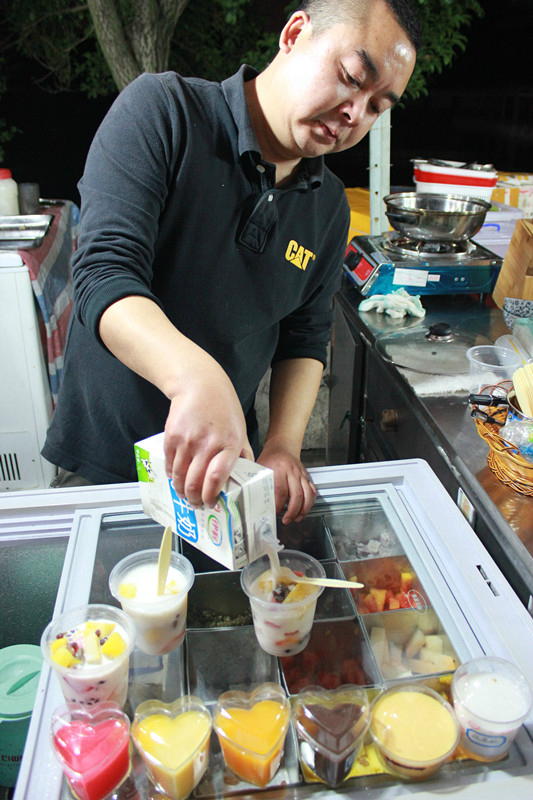 阳朔美食-水果捞百香果