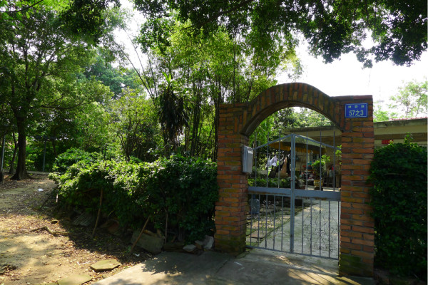 小巷偶遇猜成语大全_小巷站街女图片大全