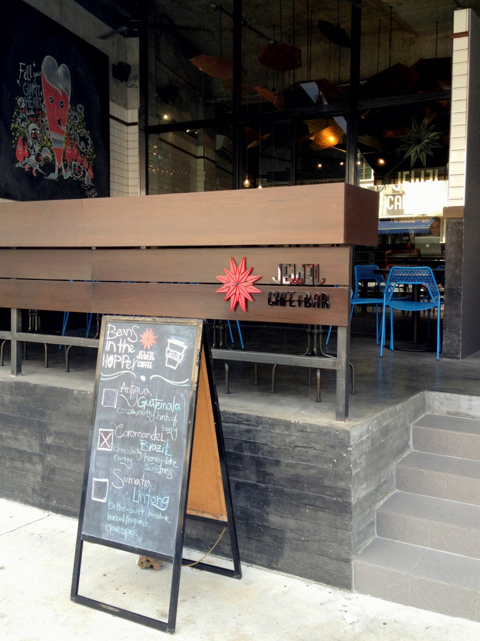 新加坡美食-Jewel Café and Bar